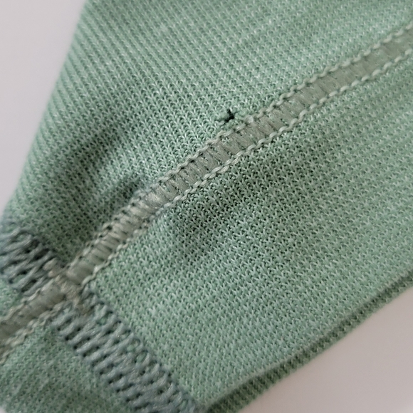 Patagonia Apilene women's size small v-neck - Picture 10 of 12